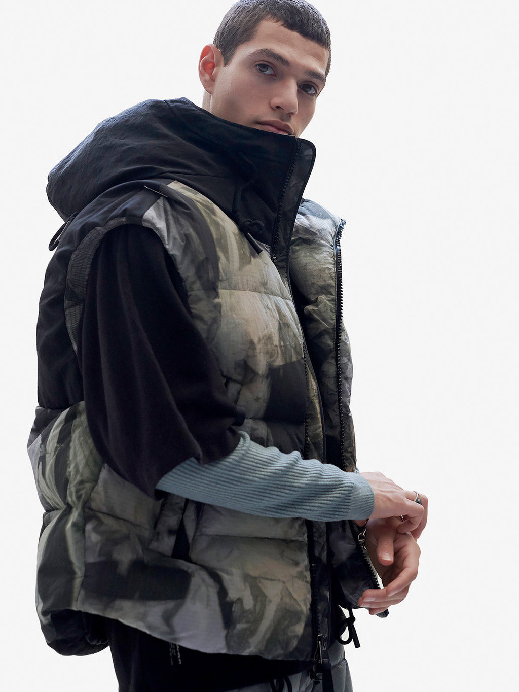 Hooded Down Vest - Rekall Tie