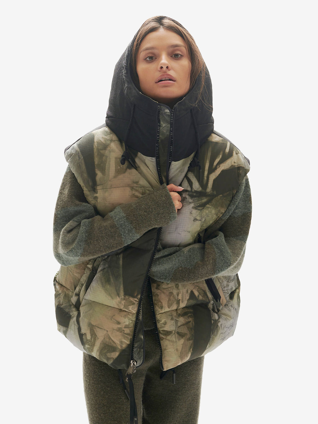 Hooded Down Vest - Rekall Tie